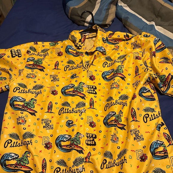 Pittsburgh Pirates MLB Hawaiian Shirt - Picture 1 of 2